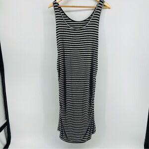 Liz Lange maternity dress medium